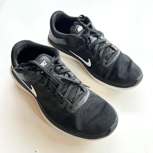 Nike Flex 2016‎ Lace Up 830751 001 Running Shoes Black Womens Size 8 Athletic - Picture 2 of 9